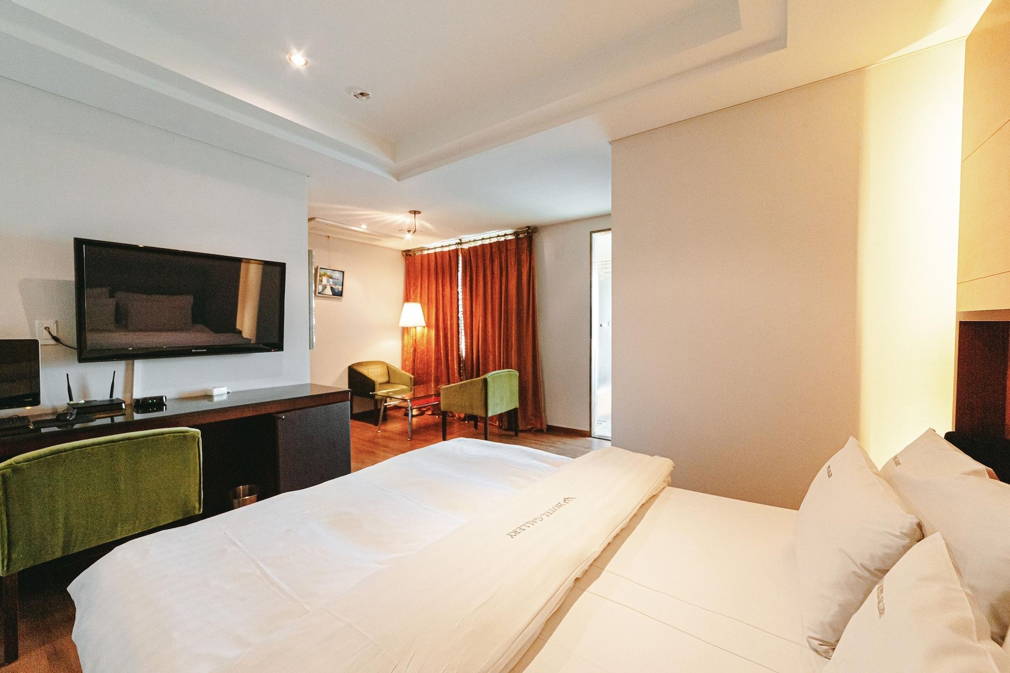 Gallery Tourist Hotel تونغيونغ المظهر الخارجي الصورة