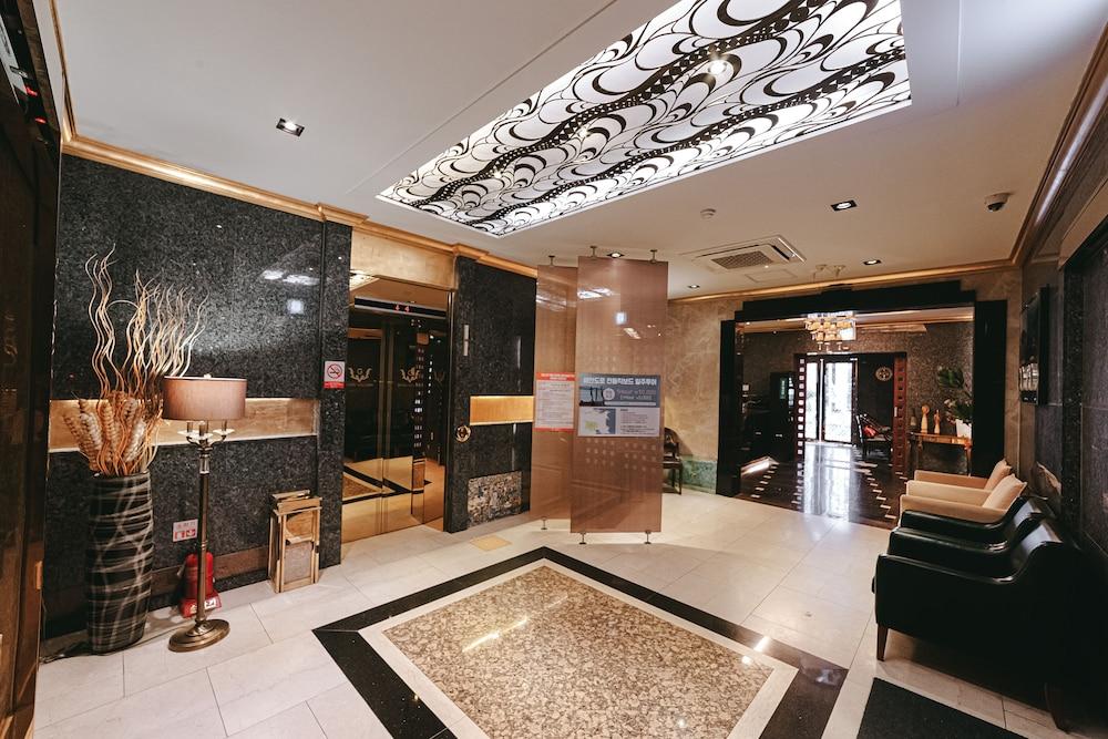 Gallery Tourist Hotel تونغيونغ المظهر الخارجي الصورة