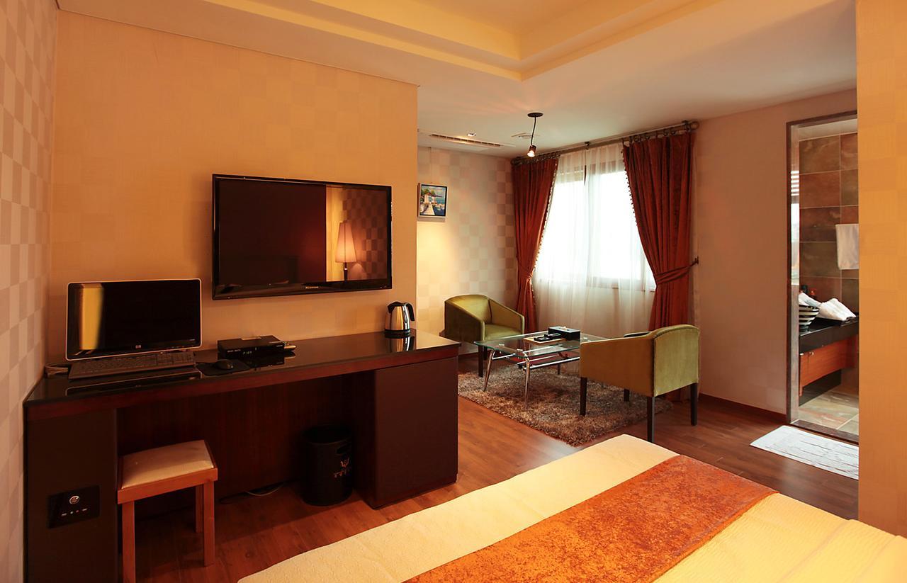 Gallery Tourist Hotel تونغيونغ الغرفة الصورة