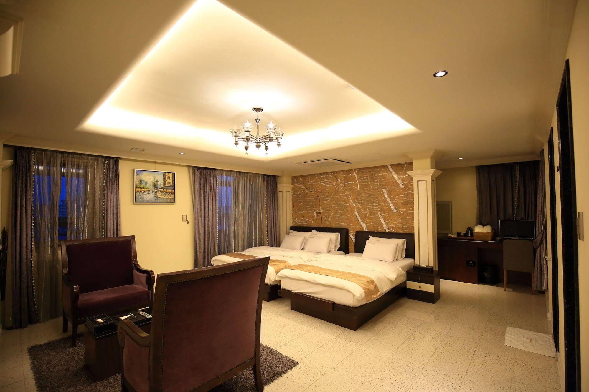 Gallery Tourist Hotel تونغيونغ المظهر الخارجي الصورة